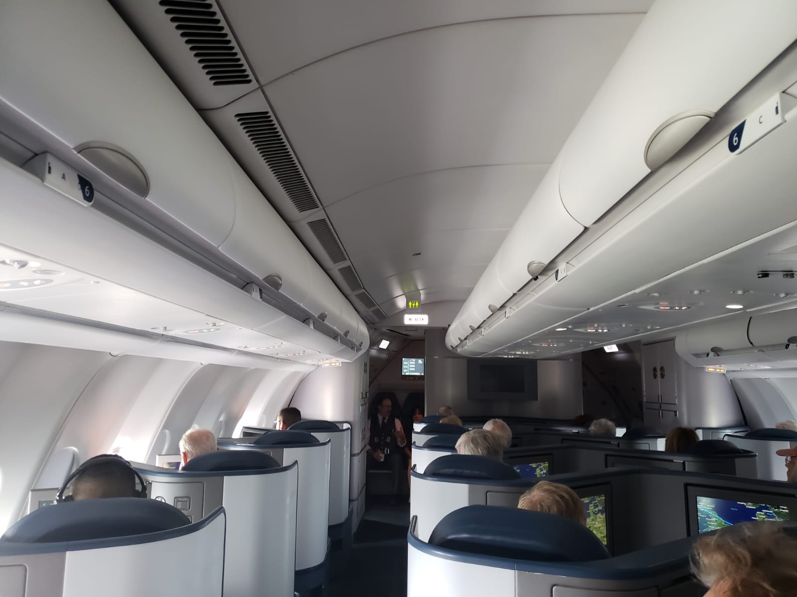 37,500 Points: Business Class Flight Santiago, Chile To Mexico City ...